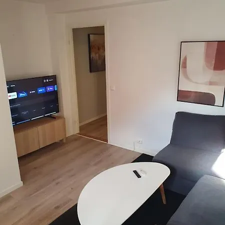 Apartment Corner With 2 Bedrooms In The Middle Of The Centre