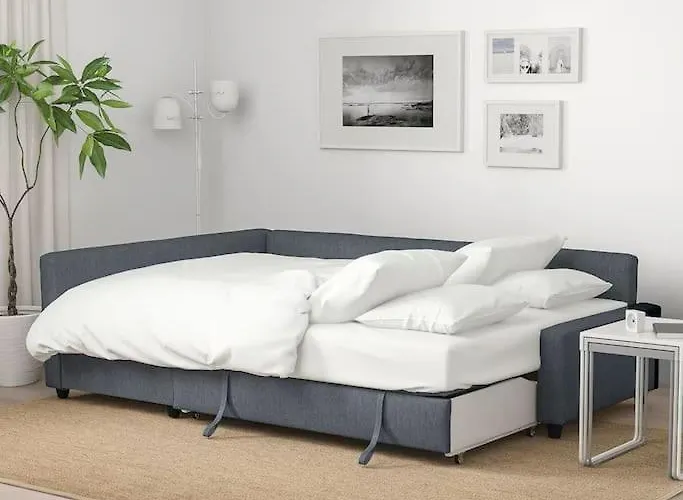 Apartment Corner With 2 Bedrooms In The Middle Of The Centre *